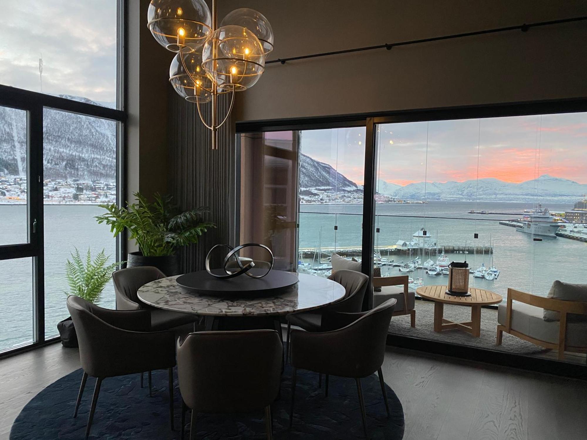 Vindlys Luxury Penthouse Apartment Tromso Exterior photo